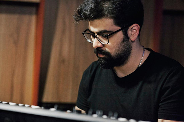 محمد شریعت - آهنگساز، تنظیم کننده و میکس انجینیر
